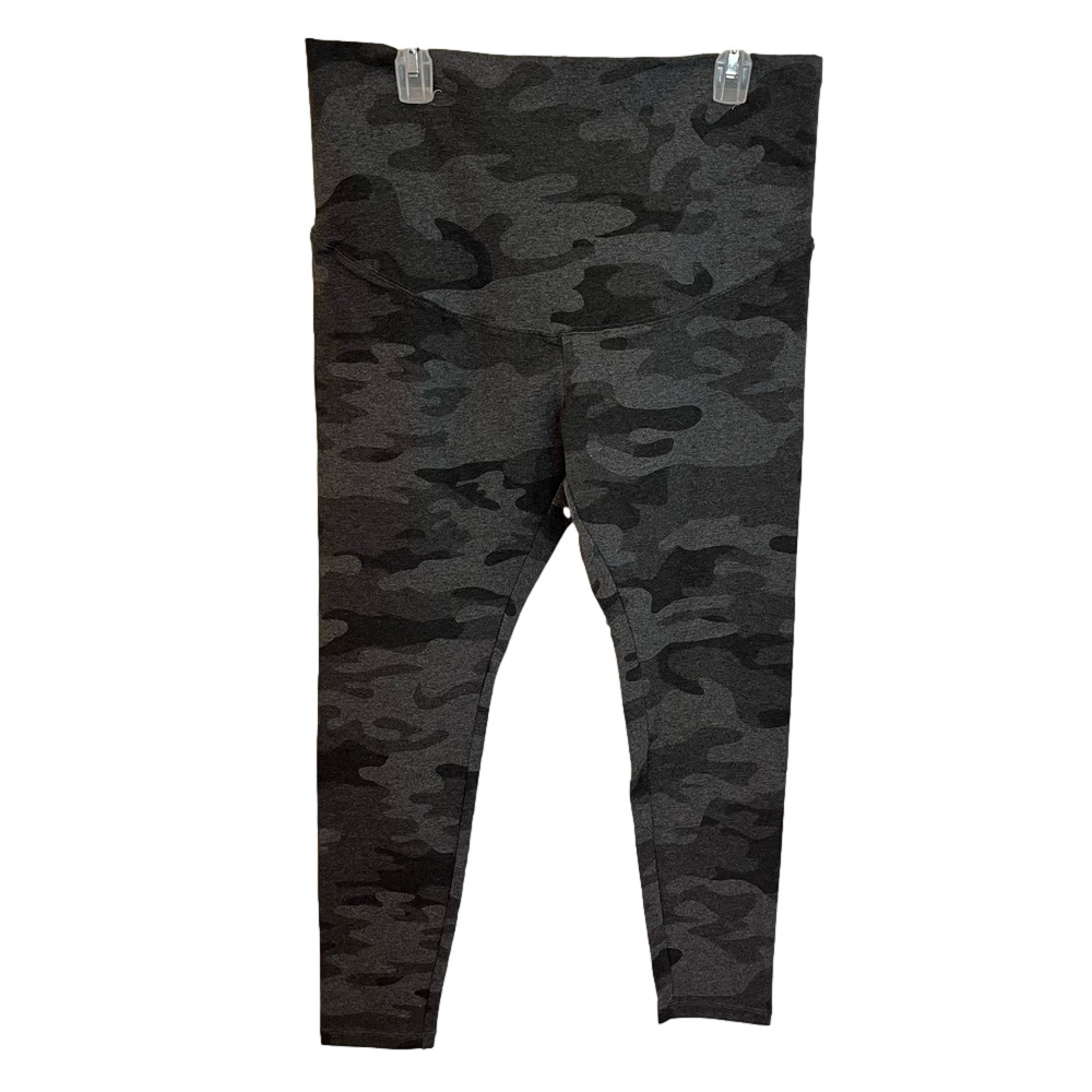 Paisley Sky Women’s Grey Camo Maternity Leggings Large
